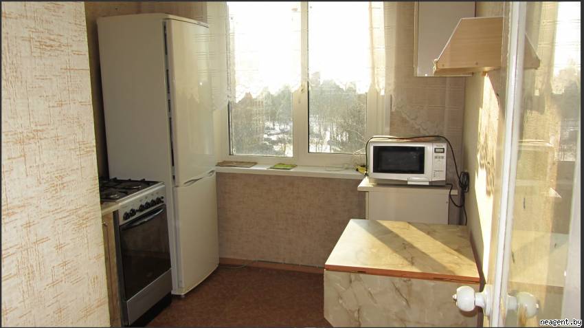1-комнатная квартира, Тикоцкого, 50/2, 895 рублей: фото 3