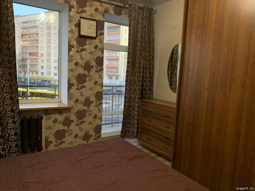 3-комнатная квартира, ул. Московская, 8, 2331 рублей: фото 1