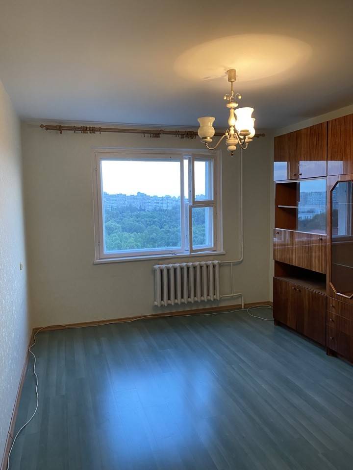 1-комнатная квартира, ул. Есенина, 87, 1200 рублей: фото 1