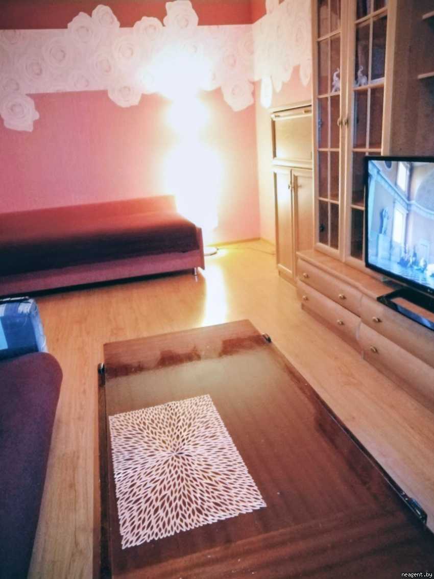 2-комнатная квартира, Якуба Коласа, 56, 800 рублей: фото 2