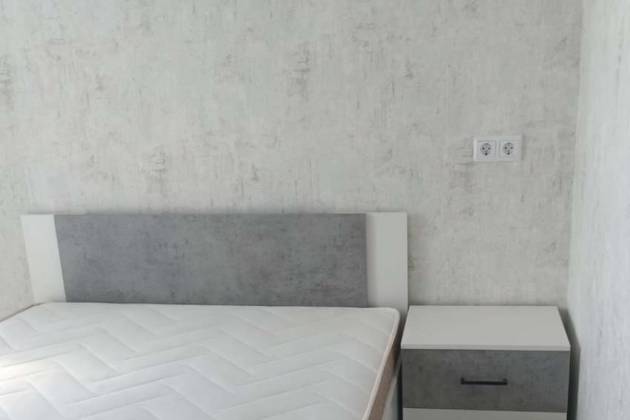 Квартира, Ливенцева ул., за 80 р.