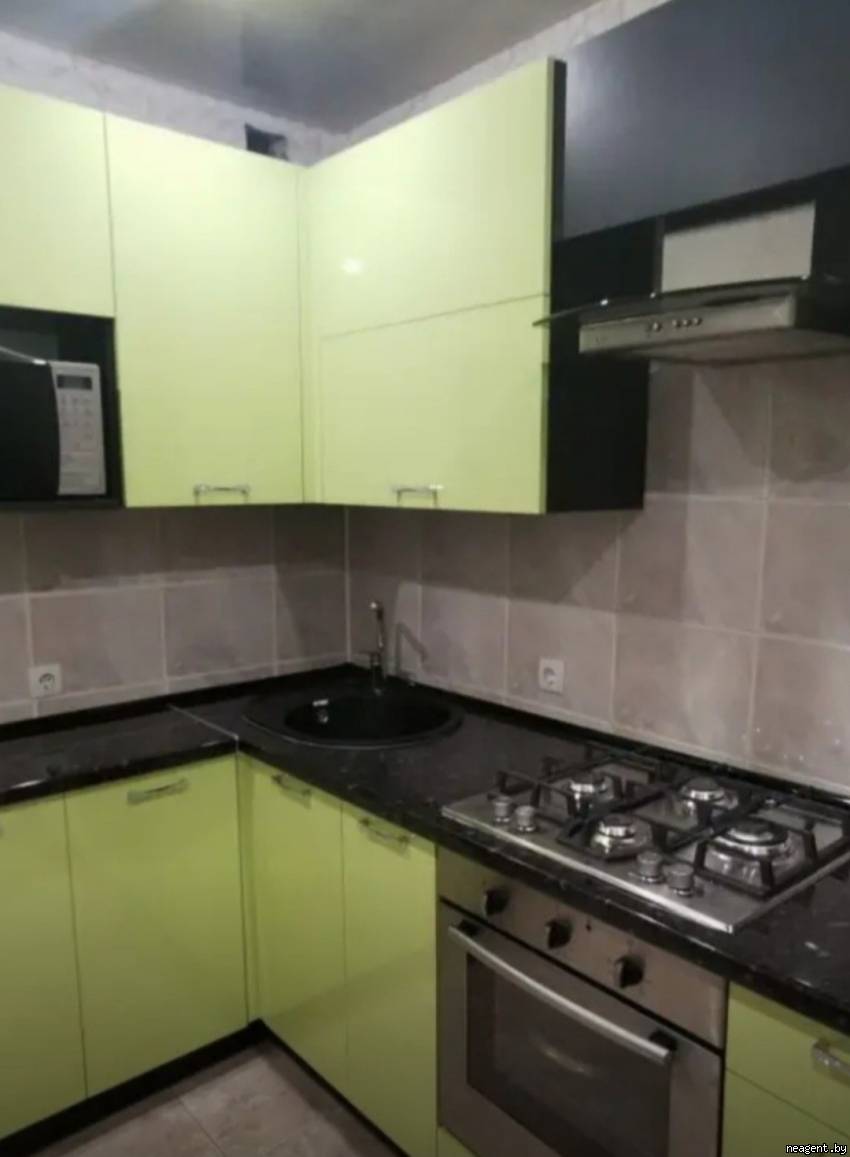 1-комнатная квартира, ул. Уманская, 55, 990 рублей: фото 1