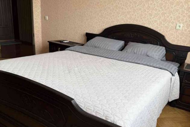 Квартира, Независимости просп., за 100 р.