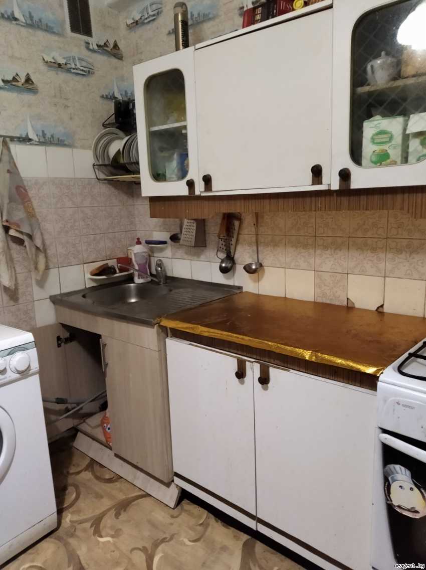Комната, ул. Нестерова, 53/4, 330 рублей: фото 1