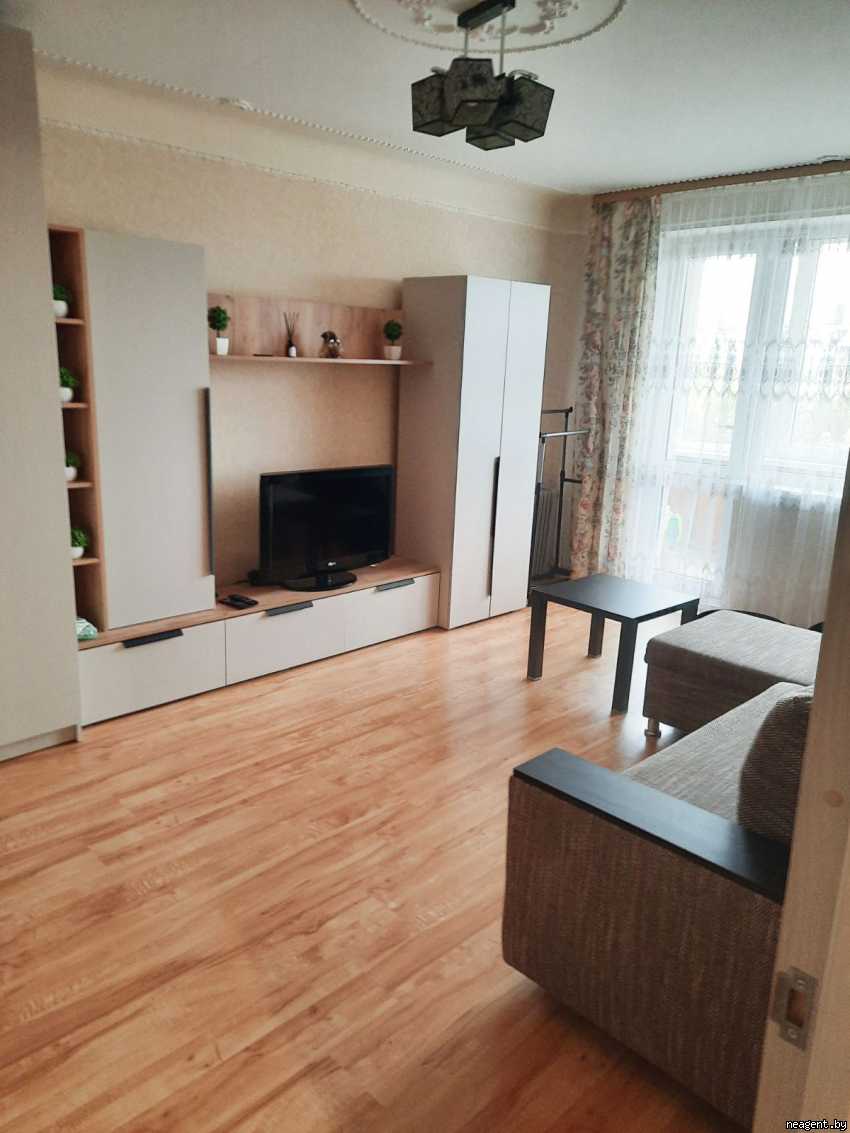 1-комнатная квартира, ул. Жудро, 57, 1120 рублей: фото 1