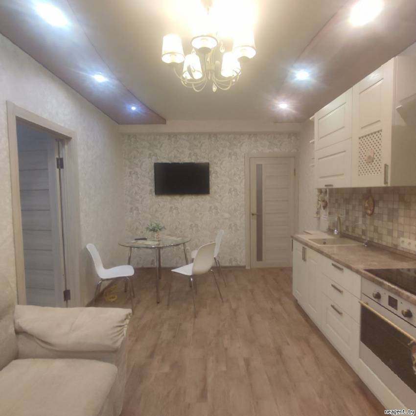 2-комнатная квартира, ул. Богдановича, 140, 1935 рублей: фото 1