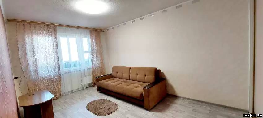 1-комнатная квартира, ул. Руссиянова, 18, 1200 рублей: фото 1