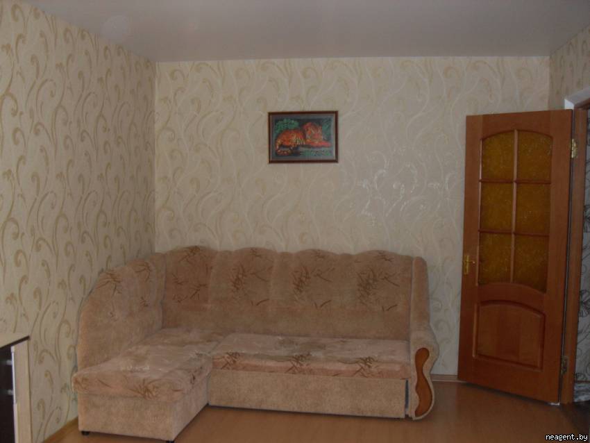 1-комнатная квартира, ул. Асаналиева, 13/3, 950 рублей: фото 1