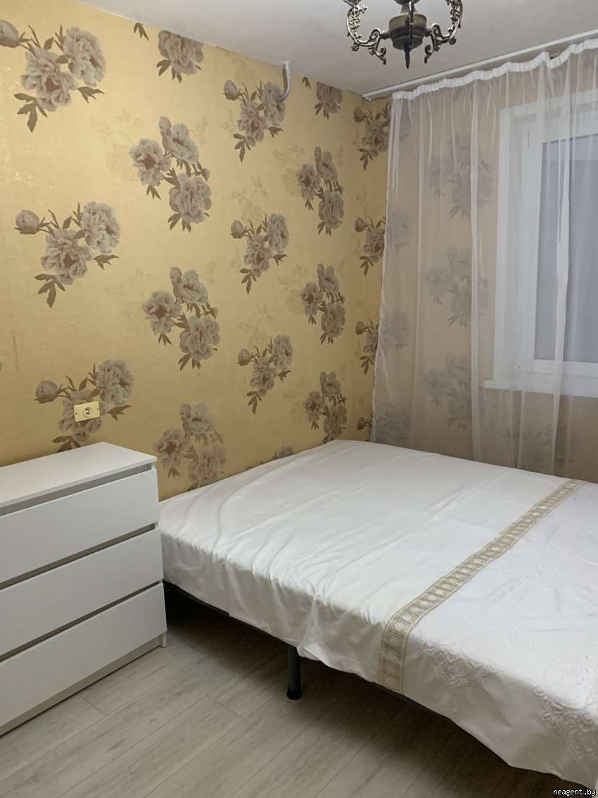 3-комнатная квартира, ул. Есенина, 6/1, 1500 рублей: фото 10