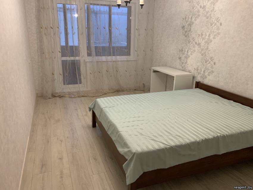 3-комнатная квартира, ул. Есенина, 6/1, 1500 рублей: фото 13