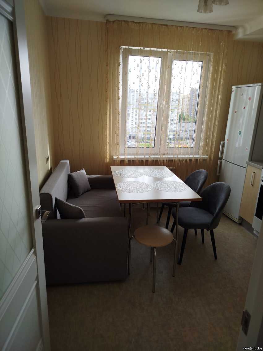 1-комнатная квартира, ул. Олешева, 3, 1300 рублей: фото 3