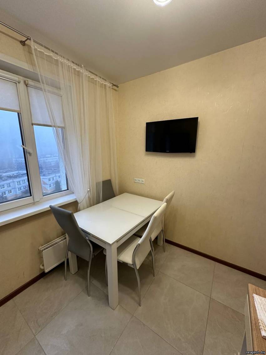 2-комнатная квартира, ул. Радужная, 10, 1550 рублей: фото 3