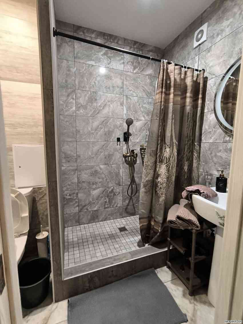 3-комнатная квартира, ул. Старо-черниговская, 2, 120 рублей: фото 1