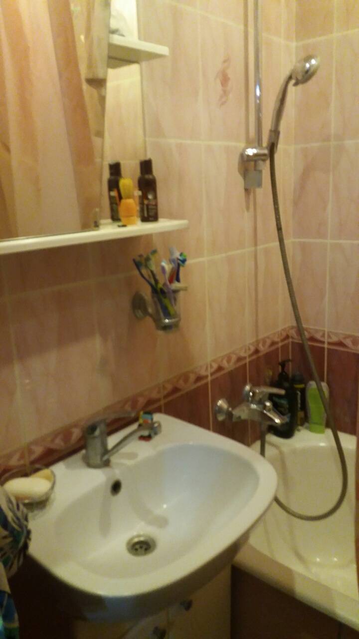 Комната, ул. Руссиянова, 32/2, 380 рублей: фото 4