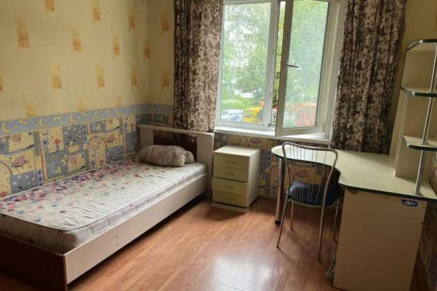 Комната, Руссиянова ул., за 380 р.