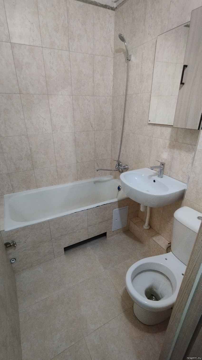 2-комнатная квартира, ул. Карастояновой, 27, 900 рублей: фото 4