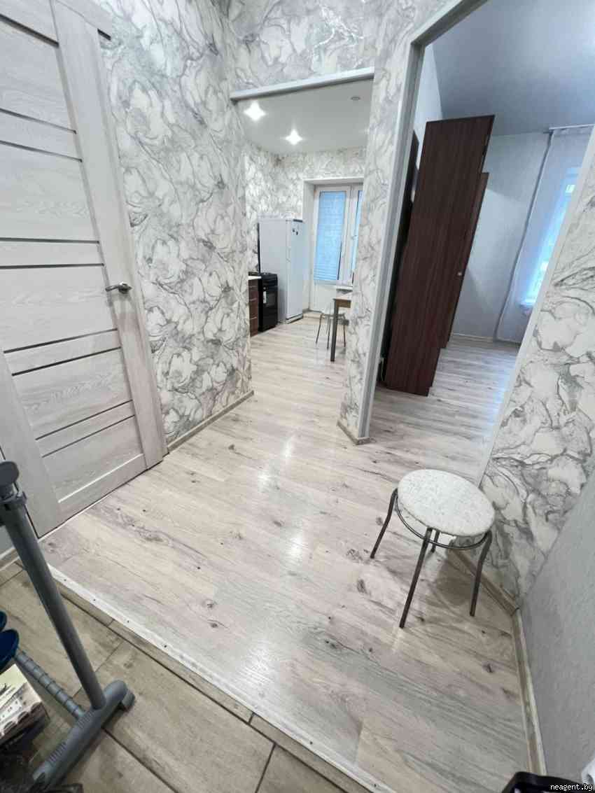 1-комнатная квартира, ул. Чехова, 49, 380 рублей: фото 2