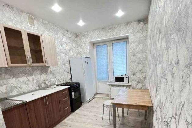 1-комнатная квартира, Слуцк, Чехова ул., за 380 р.