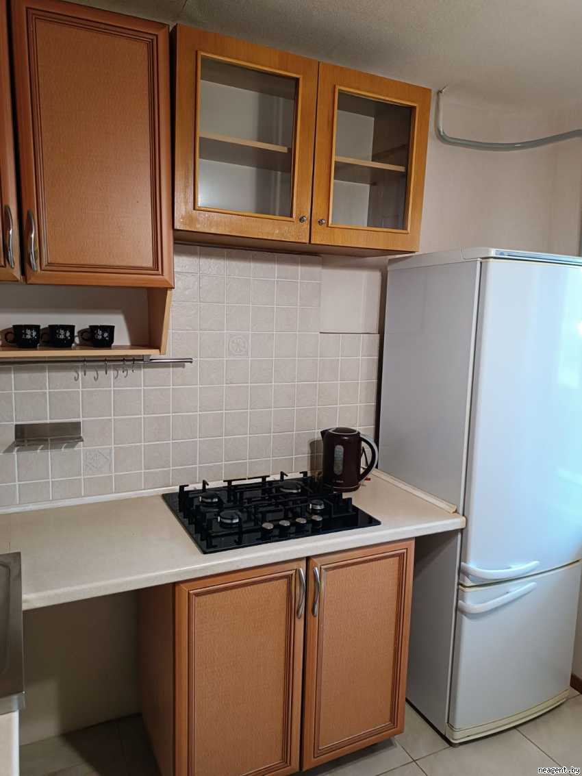 2-комнатная квартира, ул. 40 лет Победы, 35, 1130 рублей: фото 3