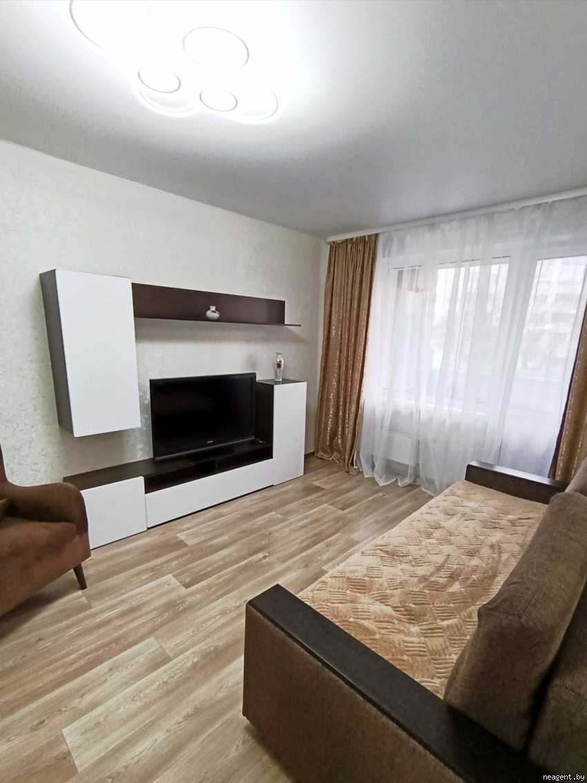 2-комнатная квартира, ул. Менделеева, 30, 1437 рублей: фото 1