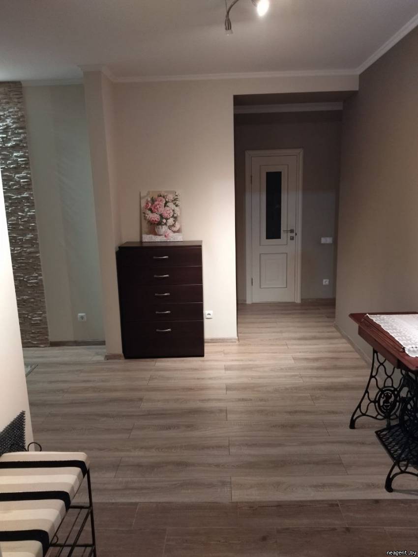 2-комнатная квартира, ул. Матусевича, 64, 1573 рублей: фото 1