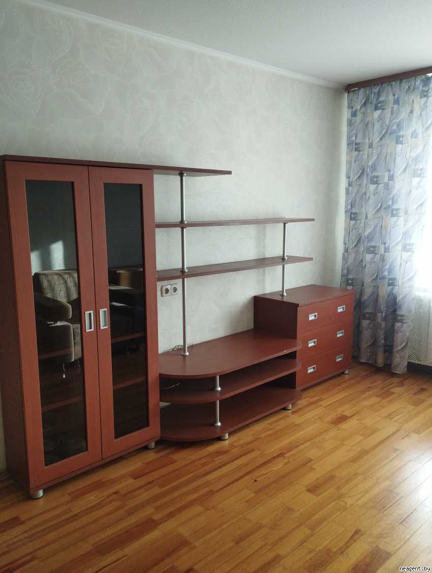 2-комнатная квартира, Космонавтов, 3/5, 1479 рублей: фото 3