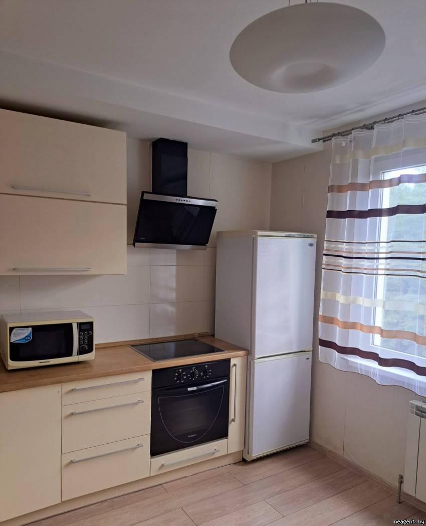 1-комнатная квартира, ул. Александрова, 11, 964 рублей: фото 1