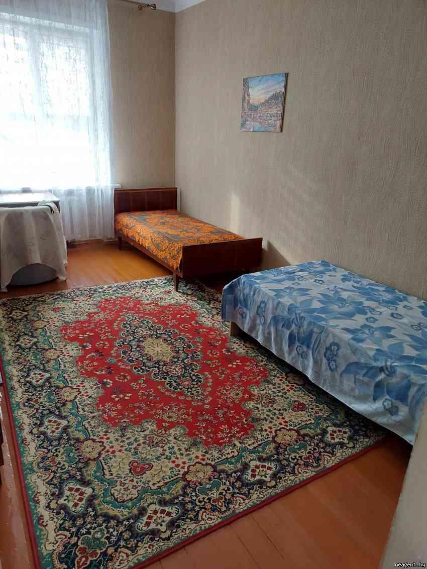 Комната, ул. Карла Либкнехта, 81, 140 рублей: фото 1