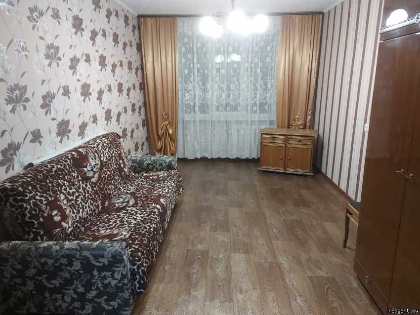 1-комнатная квартира, ул. Ангарская, 187, 889 рублей: фото 1