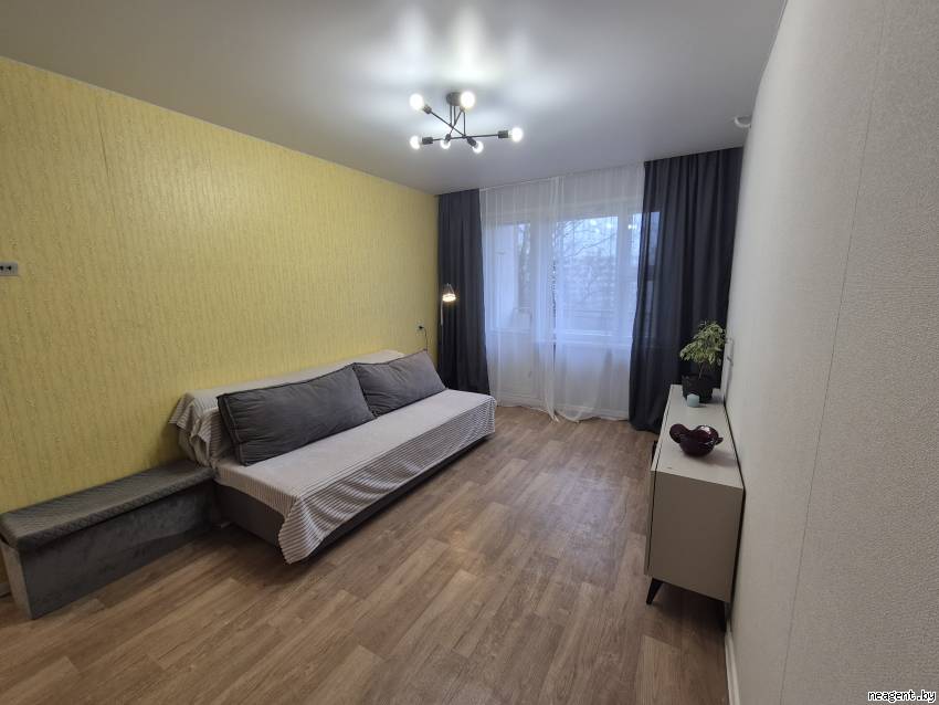 1-комнатная квартира, ПРОСПЕКТ РОКОССОВСКОГО, 84, 917 рублей: фото 1