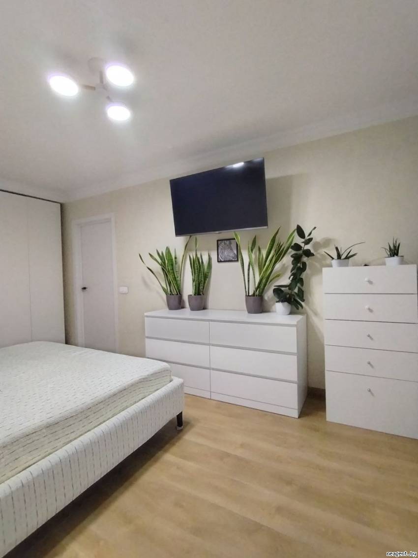 3-комнатная квартира, ул. Космонавтов, 20, 800 рублей: фото 1