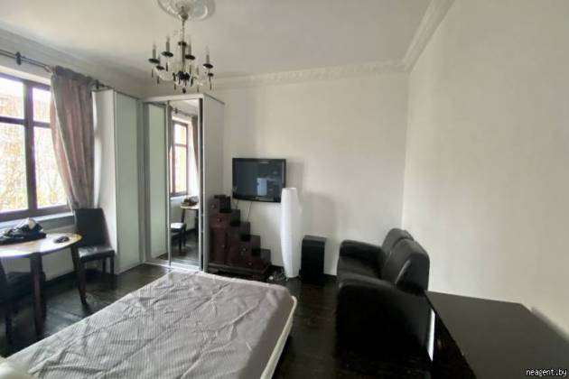 1-комнатная квартира, Нововиленский пер., за 1460 р.