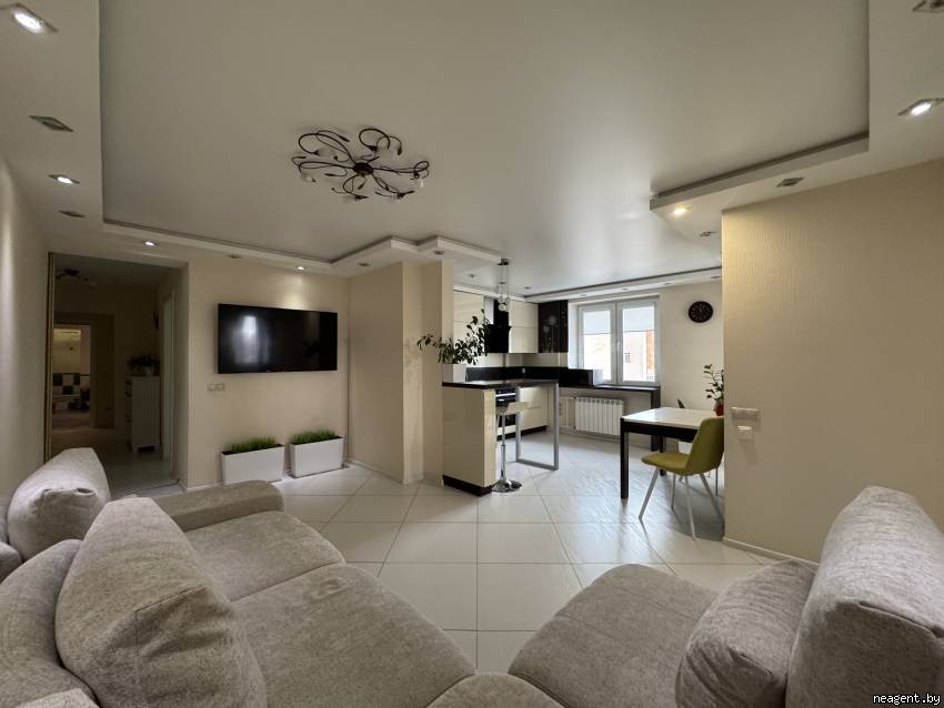 4-комнатная квартира, ул. Пономаренко, 54, 2630 рублей: фото 2