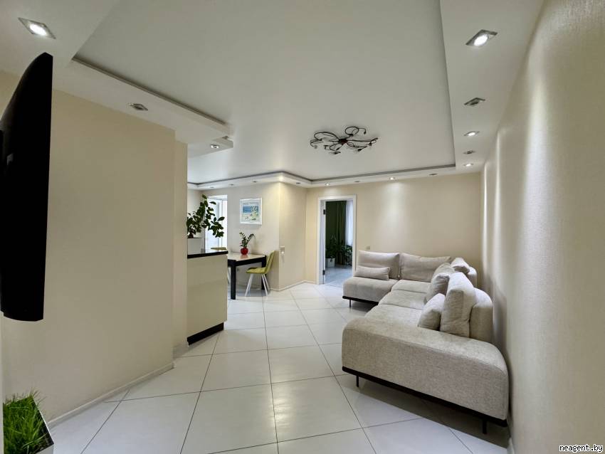 4-комнатная квартира, ул. Пономаренко, 54, 2630 рублей: фото 9