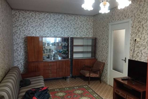 1-комнатная квартира, Парниковая ул., за 950 р.