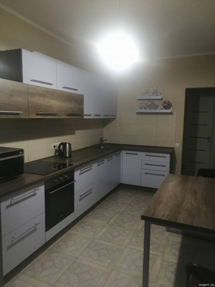 2-комнатная квартира, ул. Чюрлениса, 14, 1374 рублей: фото 1