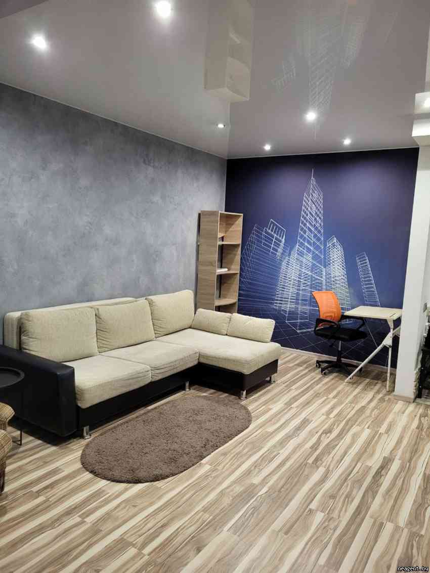 1-комнатная квартира, ул. Алеся Гаруна, 24, 1266 рублей: фото 1