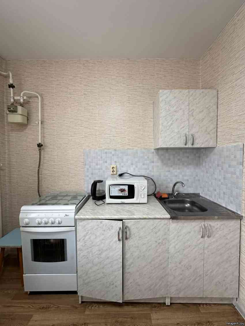 1-комнатная квартира, Песочная, 22, 380 рублей: фото 1