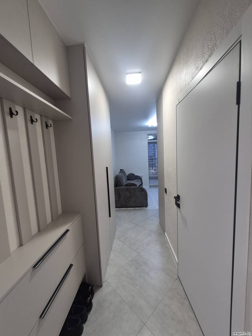 3-комнатная квартира, ул. Михаила Савицкого, 37, 2040 рублей: фото 2