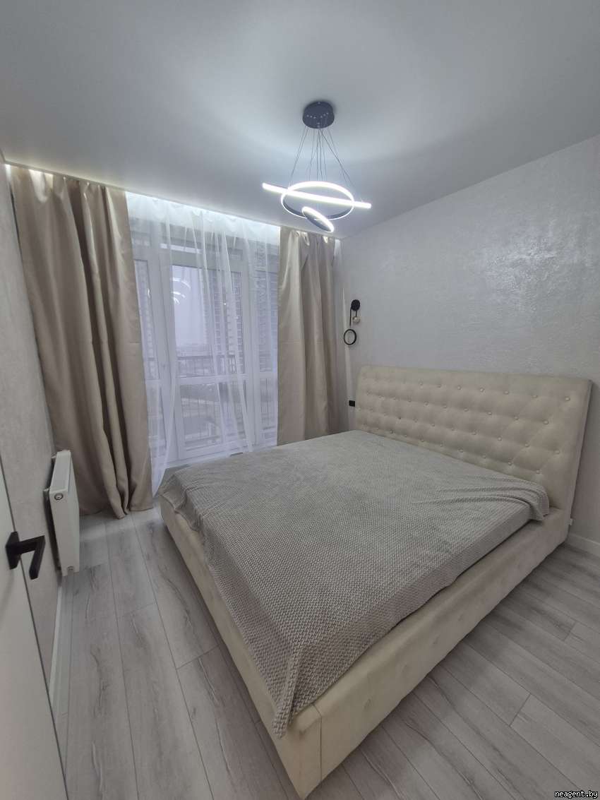 3-комнатная квартира, ул. Михаила Савицкого, 37, 2040 рублей: фото 4