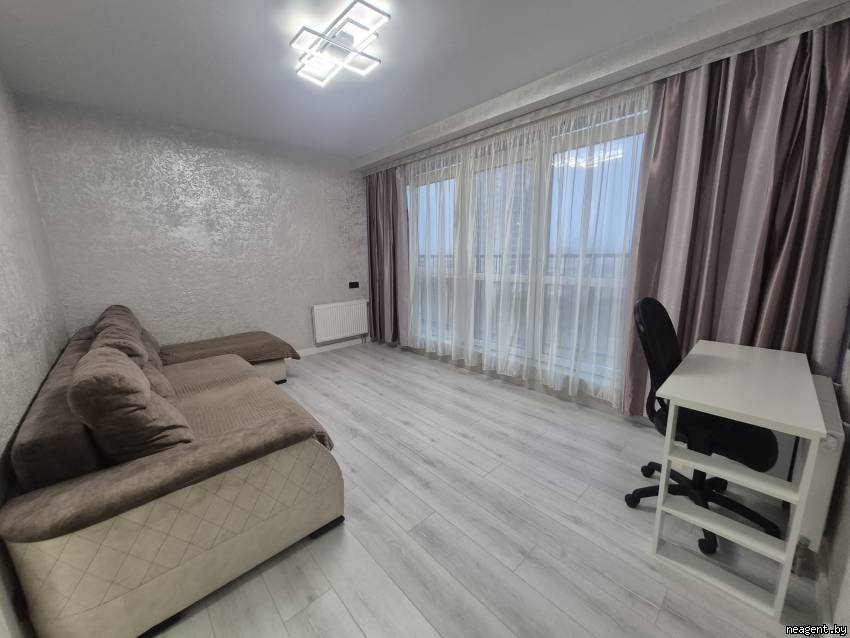 3-комнатная квартира, ул. Михаила Савицкого, 37, 2040 рублей: фото 5