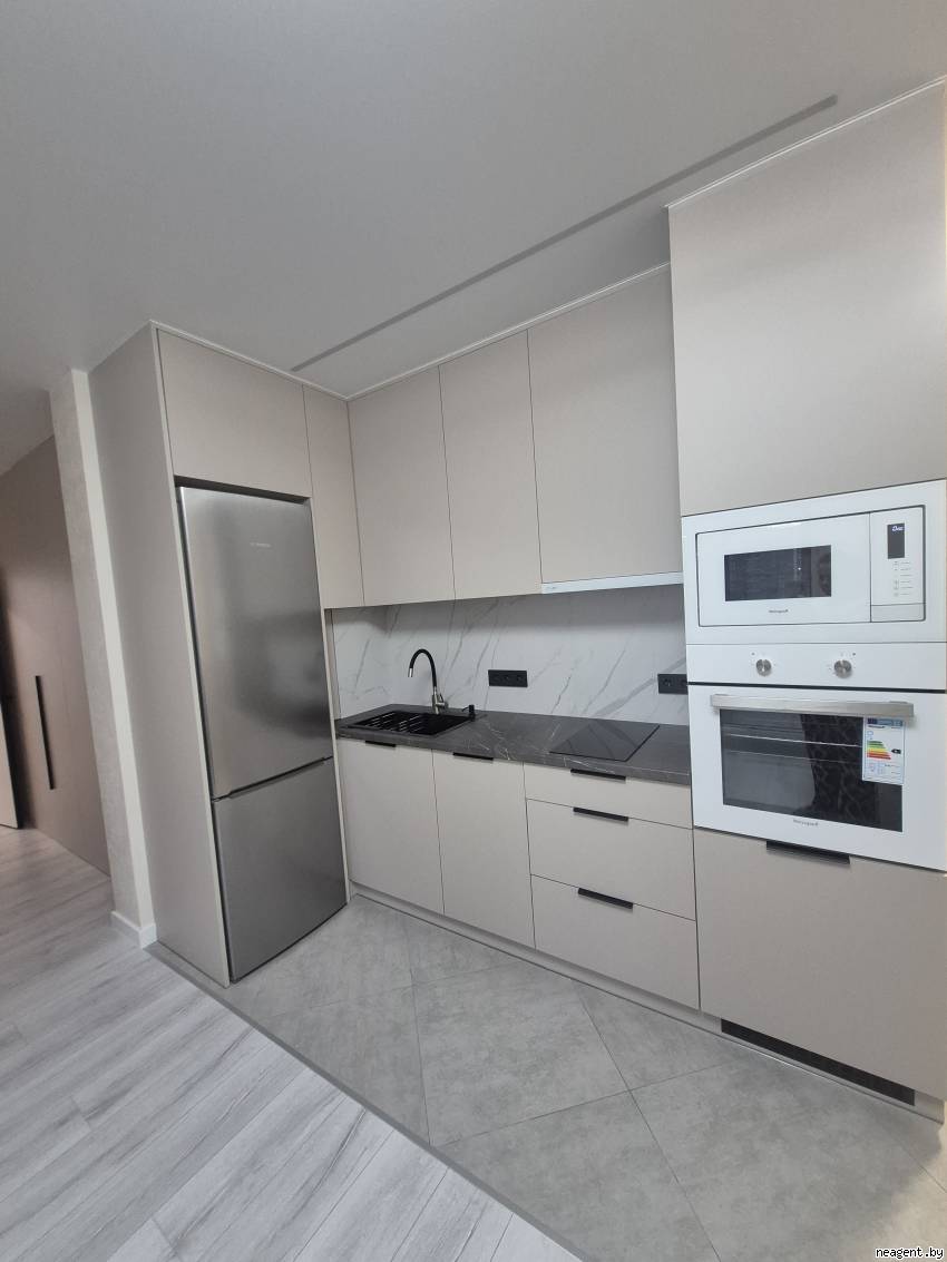 3-комнатная квартира, ул. Михаила Савицкого, 37, 2040 рублей: фото 7