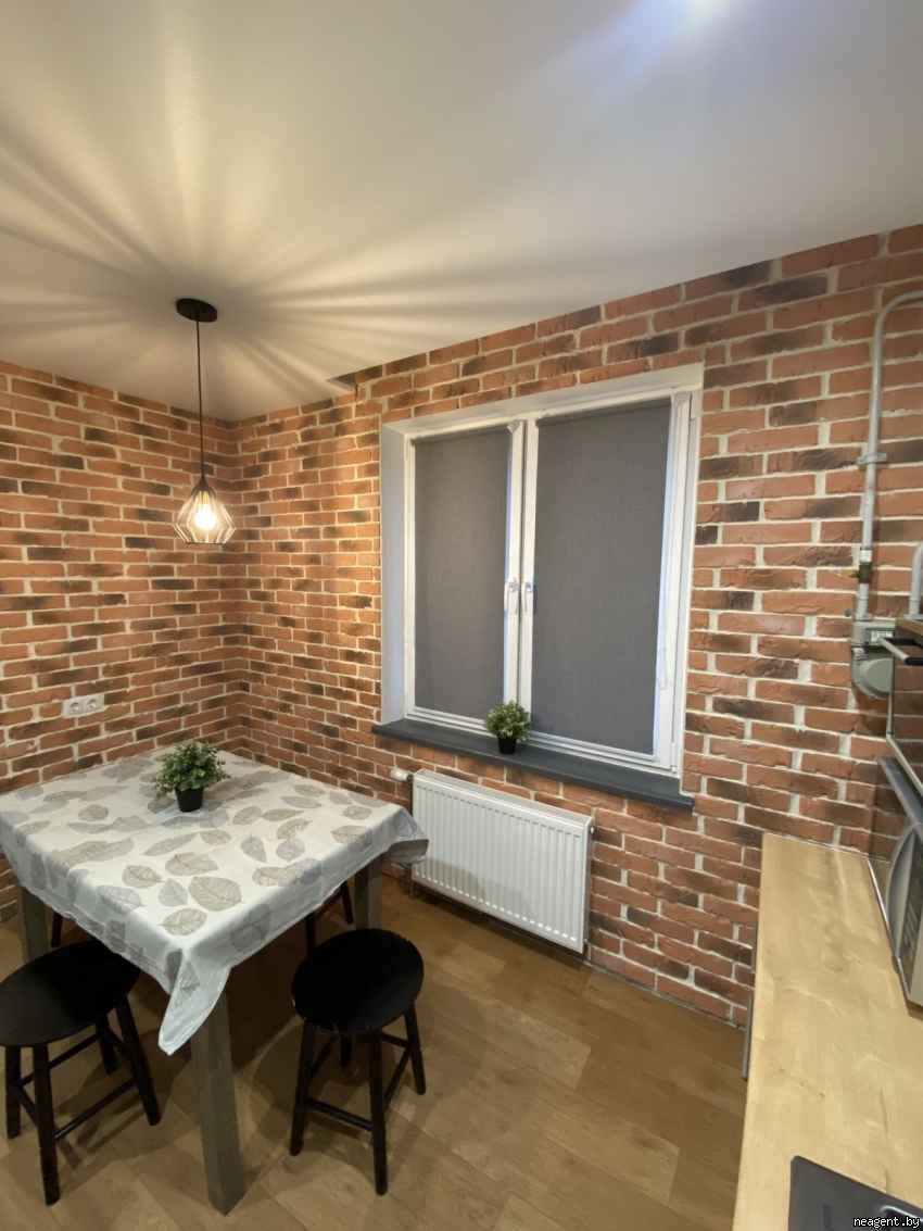 4-комнатная квартира, ул. Острожских, 6, 2176 рублей: фото 2