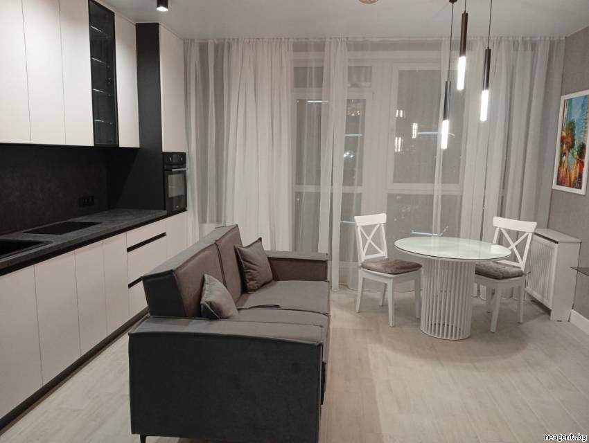 3-комнатная квартира, ул. Михаила Савицкого, 37, 1890 рублей: фото 4