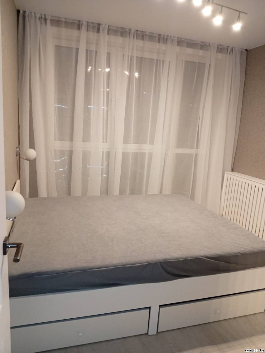 3-комнатная квартира, ул. Михаила Савицкого, 37, 1890 рублей: фото 7