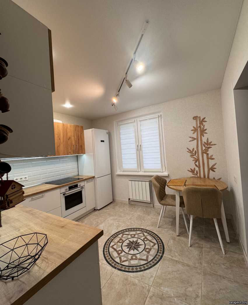 3-комнатная квартира, Охотская, 147, 1850 рублей: фото 2