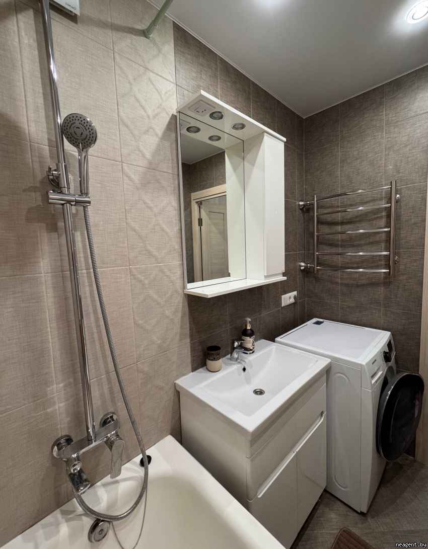 3-комнатная квартира, Охотская, 147, 1850 рублей: фото 4