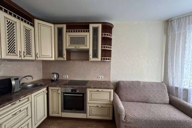 2-комнатная квартира, Неманская ул., за 1400 р.