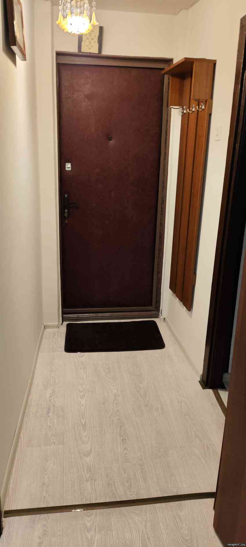 1-комнатная квартира,  Антонова, 70 рублей: фото 4