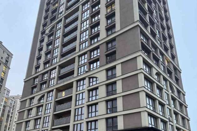 2-комнатная квартира, Макаенка ул., за 1882 р.